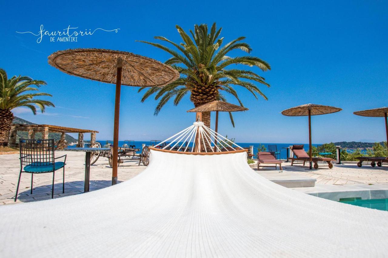 Kinira Beach Hotel Экстерьер фото