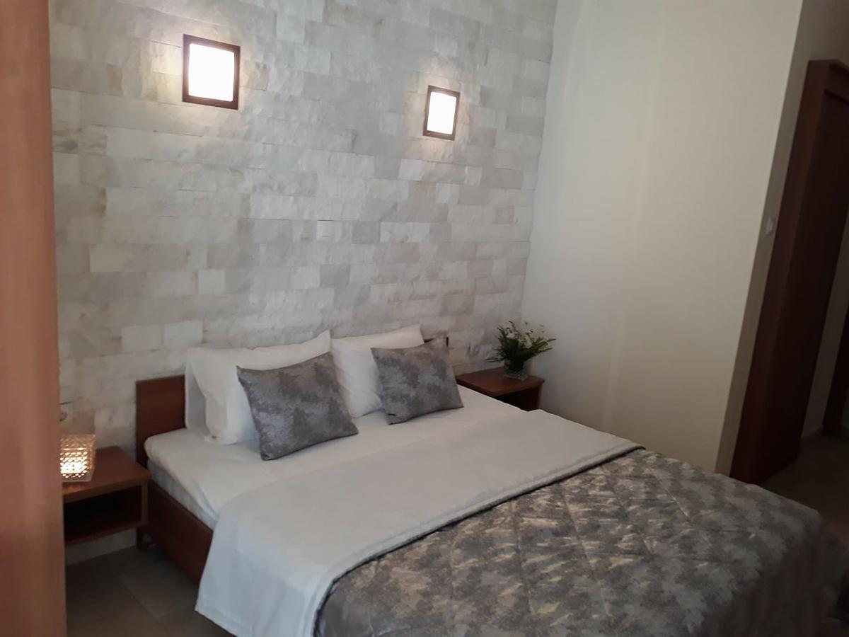 Kinira Beach Hotel Экстерьер фото