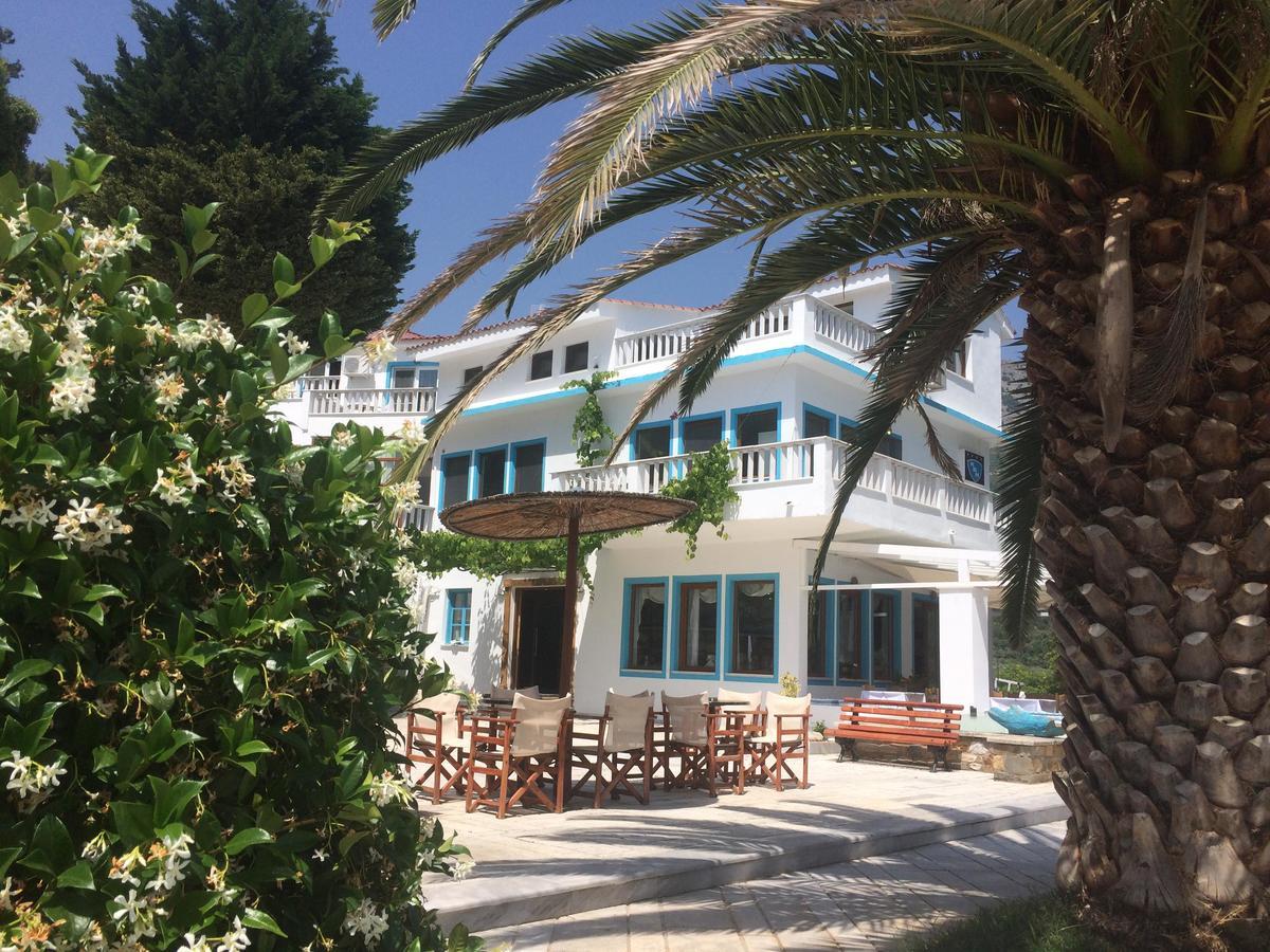 Kinira Beach Hotel Экстерьер фото
