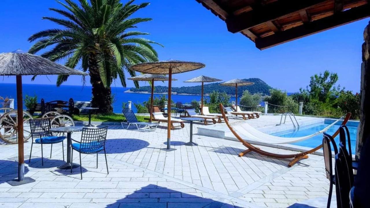 Kinira Beach Hotel Экстерьер фото
